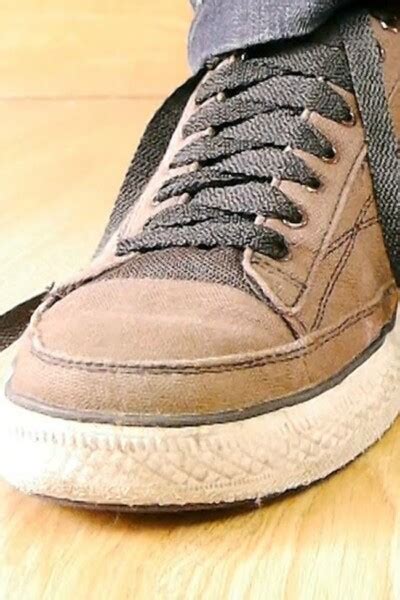 Your Kids Will Go Crazy Trying To Figure Out This Self-Tying Shoe Trick ...