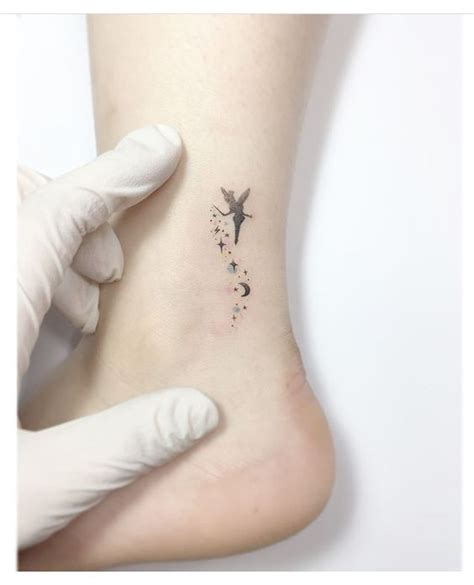 15 schöne Fuß Tattoos für Frauen, #frauen #schone #tattoos | Classy tattoos for women, Foot ...