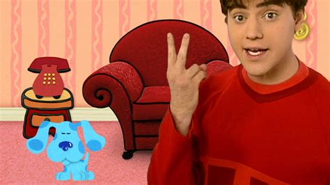 Watch Blue's Clues Season 4 Episode 28: The Scavenger Hunt - Full show on Paramount Plus