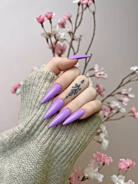 6 stunning nail trends to accessorise your spring look
