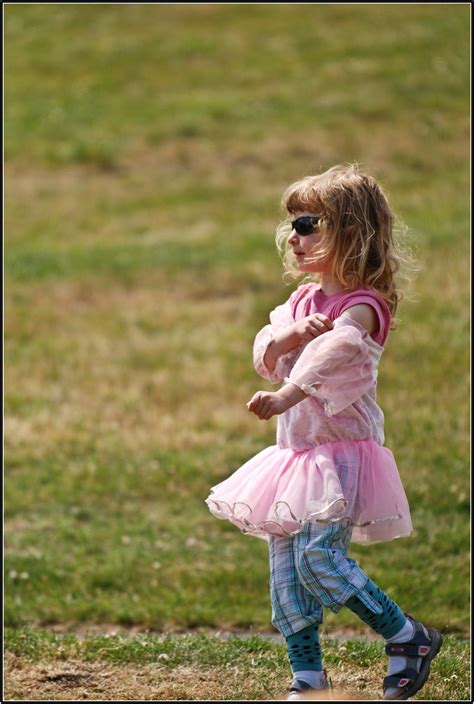 Pink Fashion | There were quite a few cute kids :) Fremont S… | Flickr