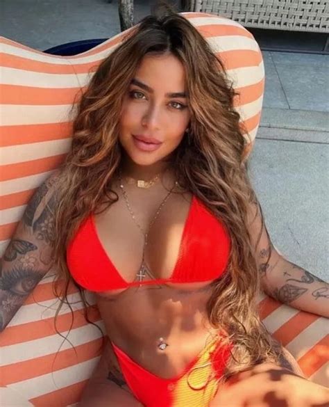 Neymar's busty sister drops fans' jaws as stunning boobs nearly bulge ...