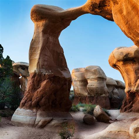 The geology of Grand Staircase-Escalante National Monument, its winding ...