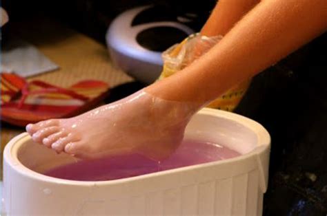 Paraffin Wax Treatment - Universal Energy Massage