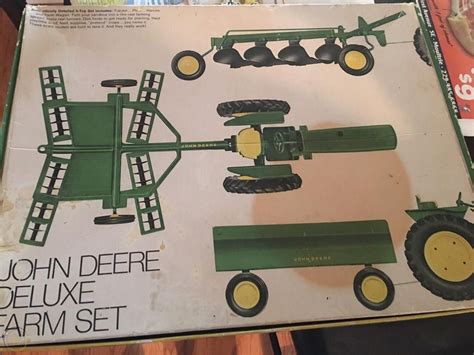 Vintage John Deere Deluxe Farm Set by Ertl in Original Box Circa 1964 ...