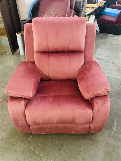 Manual Recliner Chair at Rs 14500 | Recliner Chairs in Greater Noida ...