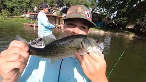 Fishing on lake LBJ - YouTube