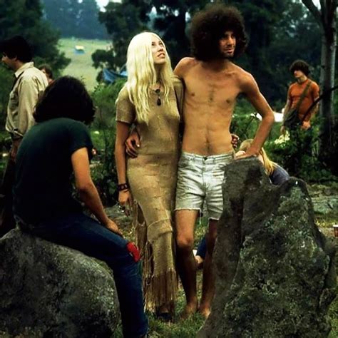 Rare Woodstock Photos That Capture The Magic Of 1960s' Most Iconic Music Festival - Page 22 of ...