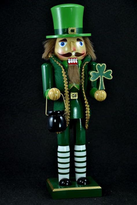 Irish Man Holding Shamrock and Pot of Gold Wooden Christmas Nutcracker 14 Inch | Nutcracker ...