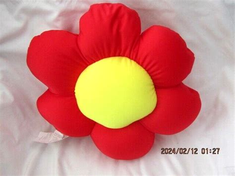 Unisex 12" Snow Foam Red Smiling Sunflower Cushion Soft Stuffed Plush Pillow-New | eBay