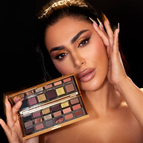 HUDA BEAUTY Empowered Eyeshadow Palette Buy Online in India