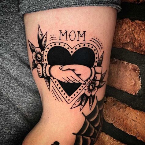 11 Memorial Tattoos For Your Mom | Ever Loved