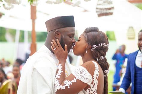 Retired Ghanaian midfielder Emmanuel Frimpong weds longtime girlfriend ...