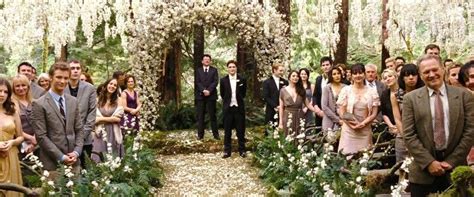 The breathtaking wedding of Edward & Bella in "Twilight Saga Breaking Dawn Part I" | Casamento ...