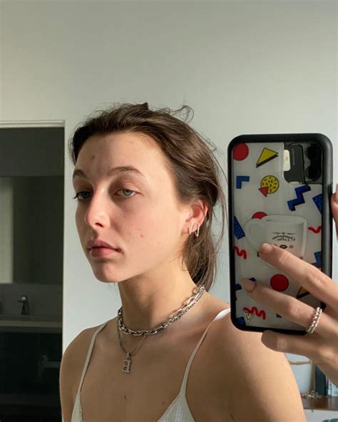 emma chamberlain on Instagram: “im breaking out and all of my acrylic nails r falling off and i ...
