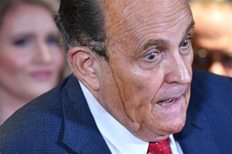 Rudy Giuliani Hair Giuliani rudy hair dye vinny cousin ap face down headquarters committee ...