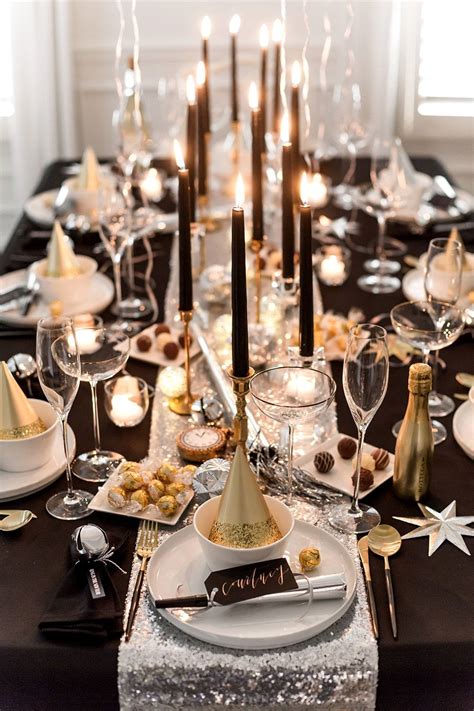 How to Host a New Year's Eve Dinner Party | Dinner party decorations ...