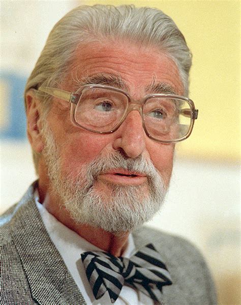 Happy Birthday Dr. Seuss! Fun facts about Dr. Seuss in honor of his 117th birthday - ABC7 New York