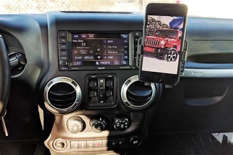 Jeep Wrangler Phone Mount (air vent&cell phone mount)