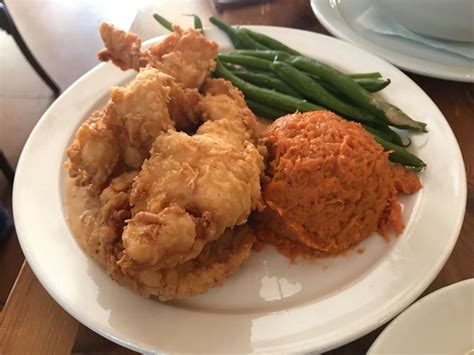 29 restaurants where you'll find the best fried chicken in the Bay Area, according to Yelp