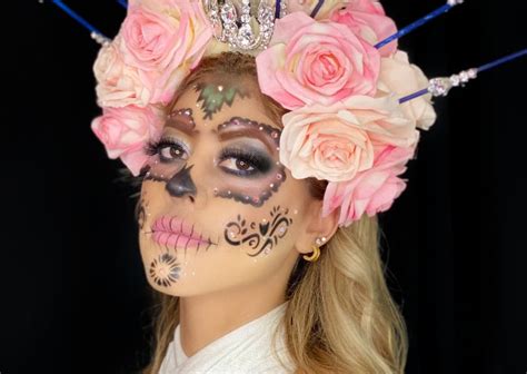 Sugar Skull Makeup: Day of the Dead Makeup Tutorial | Milk Paper