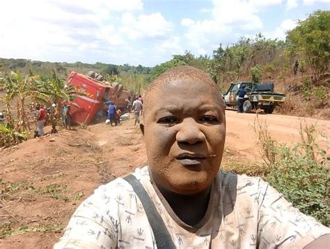 Man's 'before and after' Mozambique bus crash selfies goes viral - Best ...