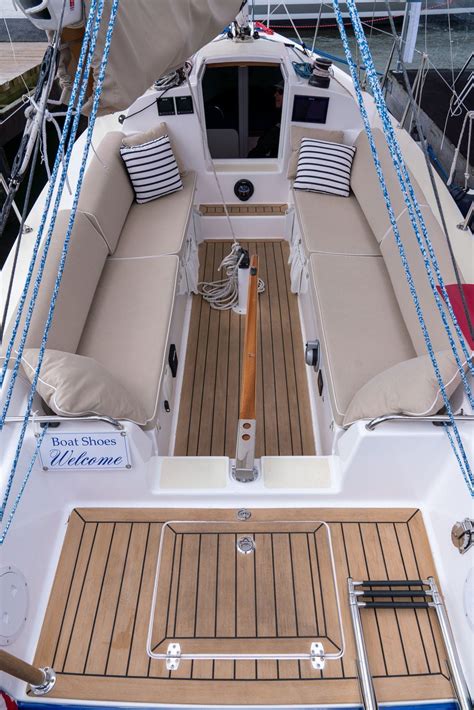 2022 Boat of the Year: Best Pocket Cruiser/Daysailer | Cruising World ...