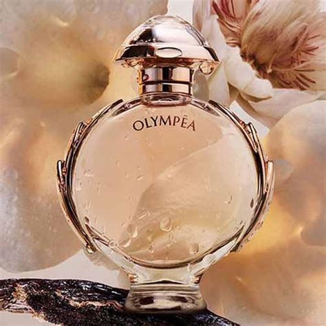 13 Best Celebrity Perfumes - Top Picks Of 2023