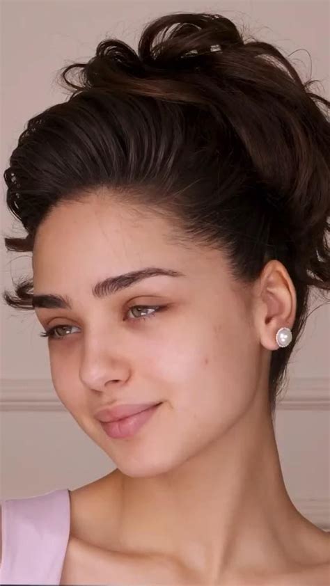 Simple Cute Makeup [Video] | Light makeup looks, Eye makeup tutorial, Natural makeup