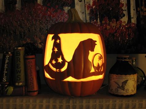 Witch Hat & cat pumpkin carving | PumpkinWayne | Flickr