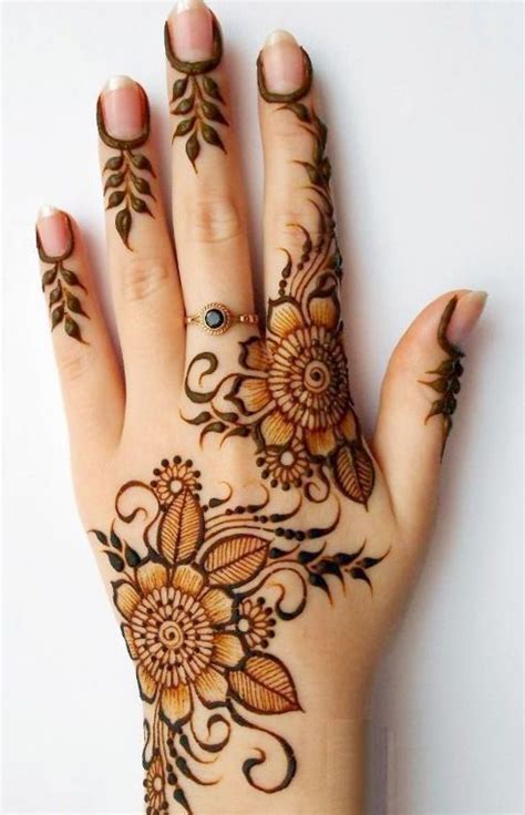 Classic Floral Arabic Mehndi - Floral Arabic Mehndi Designs - Mehndi Designs - MomCanvas