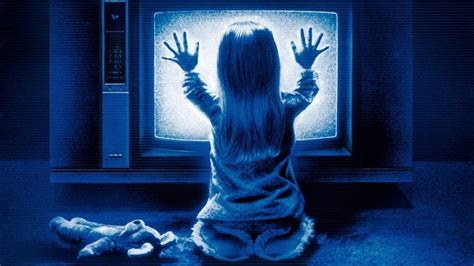 7 Signs You Have a Poltergeist Haunting You – GOSTICA