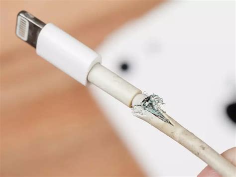 Tips for fixing an iPhone or iPad charger that appears to be broken or ...