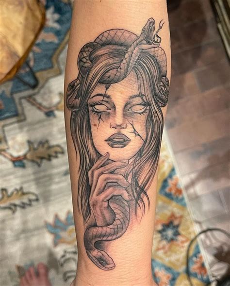 Medusa Tattoo Medusa Tattoo Design, Thigh Tattoo Designs, Moon Tattoo Designs, Feminine Thigh ...
