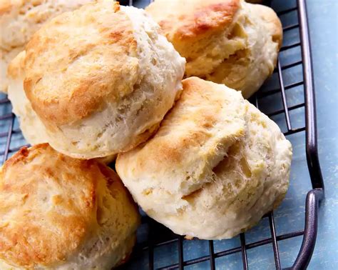 Quick and Easy Baking Powder Biscuits Recipe