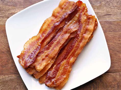 How Many Calories In Bacon Strips - catwalktips