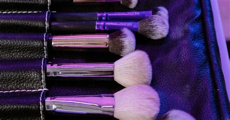Black and Silver Makeup Brush Set · Free Stock Photo