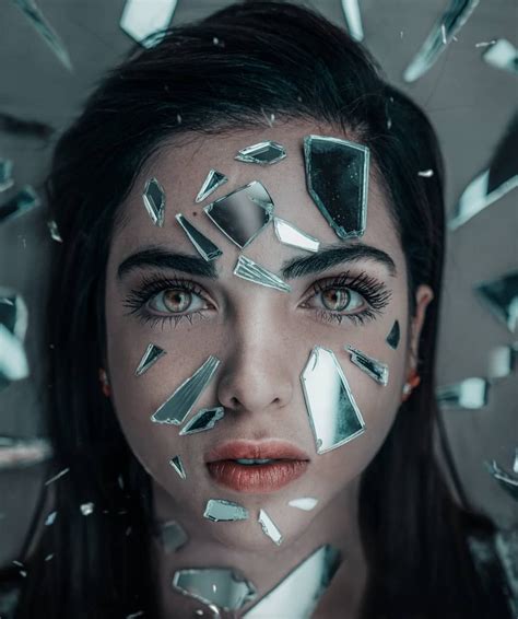 This Photographer Uses Clever Tricks to Shoot Striking Portraits | Art ...