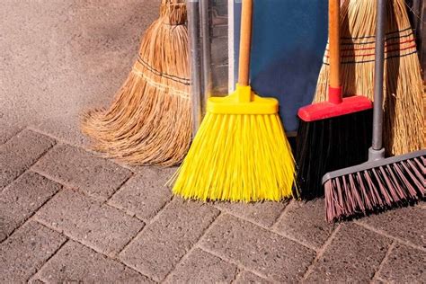 The Best Broom for Cleaning and How to Choose the Right One – Ukraine ...