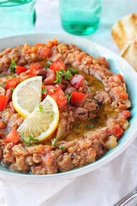 Best Ful Medames (Egyptian Beans) - Hungry Paprikas