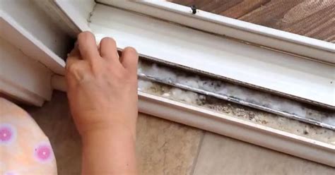 Mom Shares Quick And Easy Method For Cleaning Grimy Sliding Door And ...