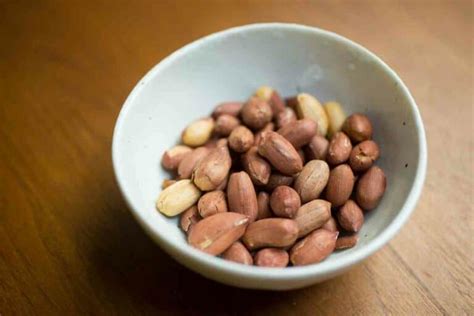 Japanese Peanuts (Facts That No One Tells You) – YouGoJapan