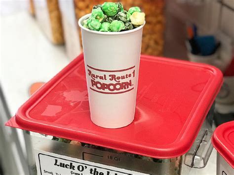 This Iconic Popcorn Shop In Wisconsin Is A Piece Of American Farm ...