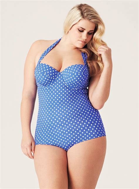 All About Women's Things: Plus Size Swimwear Tips for Plus Size Women