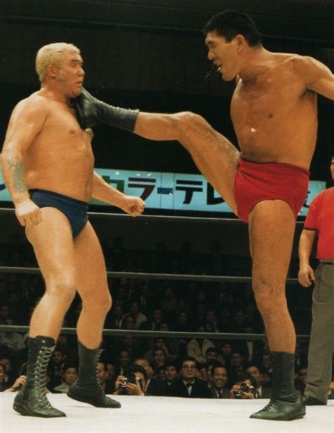 Giant Baba - 16文キック Nwa Wrestling, Harley Race, Wwe Legends, Pro Wrestler, Wwe Champions, Japan ...