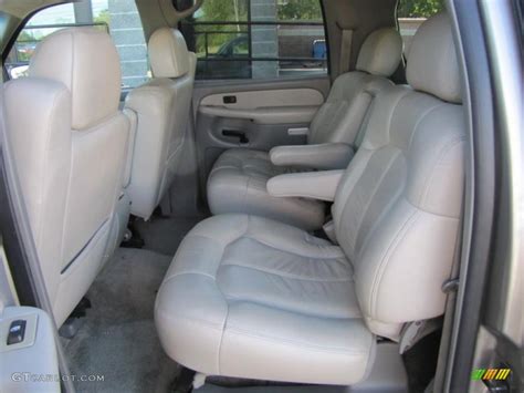 Medium Oak Interior 2000 Chevrolet Suburban 1500 LT Photo #38204052 | GTCarLot.com