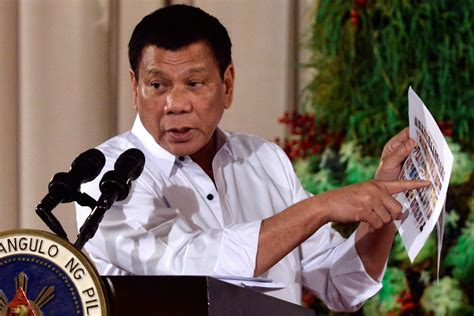 Duterte delegates Philippines economic health but misgivings rising - Business Insider