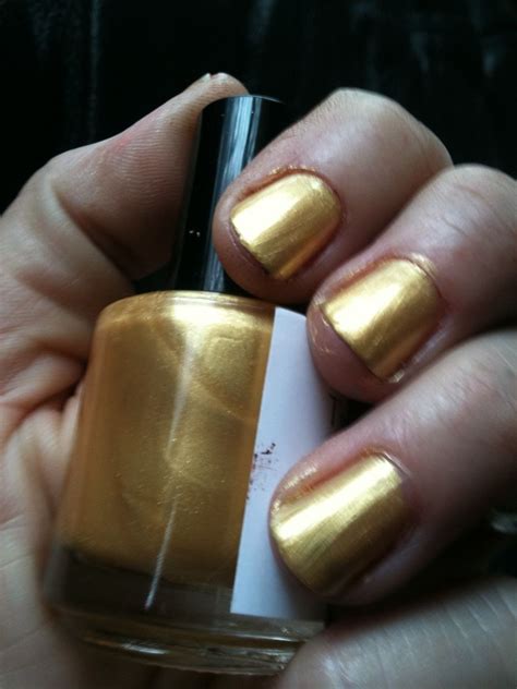 True Gold Nail Polish | Nail polish, Gold nails, Gold nail polish