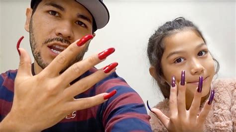 Wearing Super Long acrylic Nails For A Day **DAD vs. DAUGHTER** | Familia Diamond - YouTube in ...