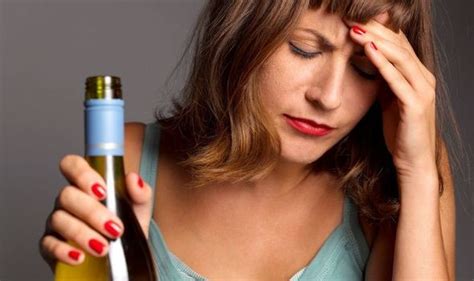 Alcohol intolerance symptoms: How to tell if you're intolerant to alcohol - Family Health Tale